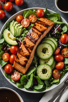 A photo of a  Teriyaki Salmon Salad which is a type of salmon salads Teriyaki Salmon Salad, Salmon Caprese Salad, Grilled Salmon Salad Recipes, Salmon Salads, Salmon Ideas, Salmon Dinners, Salad Lovers, Salmon Salad Recipe, Grilled Salmon Salad