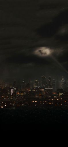 Bat Signal Wallpaper, Batman 8k Wallpaper, Bat Signal In Sky, Batman Signal In The Sky, Red Hood Wallpaper Iphone, Night Wing Wallpaper, Batman Wallpaper Iphone Dark, Batman Wallpapers Aesthetic, Batman Logo Wallpapers