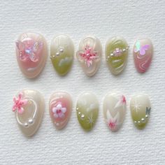 winx club flora inspired nails 🌷 Flora From Winx Club, Hippie Nails, Simple Acrylic Nails, Blush Nails, Soft Nails, Nails Polish, Kawaii Nails