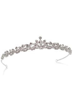 Diadème Emily chez Princesse d'un jour Bride Essentials, Crown Images, Diamond Tiara, Wedding Tiara, Quince Dresses, Head Accessories, Fantasy Jewelry