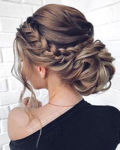 Elegant Wedding Updo Hairstyles - Chic Hairstyles for Brides Antique Wedding Hairstyles, Wedding Updo With Braid And Curls, Cute Maid Of Honor Hairstyles, Jewelry For Special Occasions, Prom Hairstyles Updos Buns, Homecoming Hairstyles Low Bun, Mother Of The Bride Braided Hairstyles, Mother Of The Bride Hair One Side Up, Bridal Updo With Curls