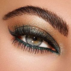 Olive Green And Gold Eye Makeup, Green Eyelook, Make Up Green, Eyeshadow For Green Eyes, Eye Products, Green Eyeliner, Shimmer Eye Makeup