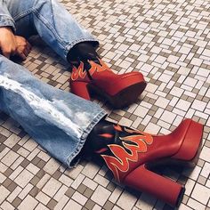 Flame Boots, Instagram Baddie, Diy Vetement, Aesthetic Shoes, On The Ground, Pretty Shoes, Sneaker Heels, Look Cool