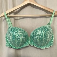 36d Pink By Victoria’s Secret. Nwot. Never Worn. No Pilling. Fabric/Care Tag Still Attached. Beautiful Green Lace Outside, Inside Is Pink Padding. Underwire. Padded. Adjustable Fit In Back. Adjustable Shoulder Straps. Smoke Free Home. Bundle And Save! Thank You! Elegant Green Stretch Bra, Elegant Green Spring Bra, Fitted Green Underwire Bra, Green Push-up Bra With Padded Cups, Fitted Green Bra With Padded Cups, Green Lace Bra With Padded Cups, Green Padded Fitted Bra, Fitted Green Push-up Bra, Fitted Green Bra Partially Lined