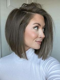 Top 28 Summer Bob Haircuts 2024: Trendy Styles for Every Woman Mushroom Bob Hair, Bob Hairstyles Brunette Straight, Shoulder Bob Hairstyles, Longer Bob Hairstyles, Layered Bob Medium, Bob Hairstyles 2024, Shoulder Length Bobs, Bob 2024, Trendy Bob Haircuts