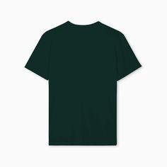 Partch T-Shirt Must Short Sleeves in Wild Green. Regular Fit - Unisex, crafted from a luxury organic cotton fabric that is soft, breathable and comfortable. This tee is the perfect example of an elevated basic. Features a premium label branded in red, for an impactful yet minimalist branded look. 100% organic cotton pieces really are our best ally. Features ▪︎ Color: Green▪︎ Luxury Organic Cotton▪︎ Regular Fit▪︎ Unisex▪︎ Short Sleeves▪︎ 100% Cotton▪︎ 210GSM▪︎ 7,8oz ▪︎ Pre-shrunkMade in Portugal Dark Green Tshirts, Brian Moser, Dark Green Shirt, Outfits For Characters, Green Luxury, Green A, Green Tshirt, Plain Tshirt, Organic Cotton Fabric