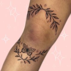 Some knee decor recently 🦋🌱 Knee Tattoo Placement, Lower Knee Tattoo, Womens Knee Tattoo, Side Calf Tattoo, Under Knee Tattoos Women, Upper Knee Tattoo, Knee Tattoos Women, Under Knee Tattoo, Above The Knee Tattoo