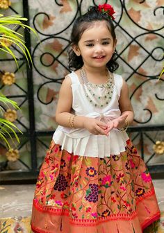 Kids Frock Design, Baby Lehenga, Frock Models, Kids Frock, Mom Daughter Outfits, Pattu Pavadai, Frock Designs