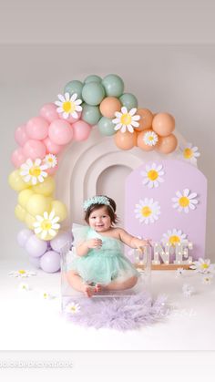 Baby Birthday Party Theme, Baby First Birthday Cake, Daisy Party, 1st Birthday Photoshoot, Birthday Party Theme Decorations