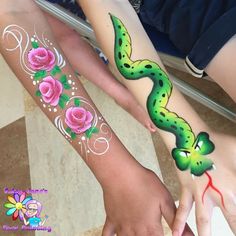 Face Painting Flowers, Face Painting For Boys, Arm Art, Face Painting Easy, Face Paint Makeup