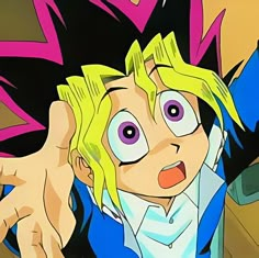 an anime character with blonde hair and blue eyes pointing to the side while holding his hand up