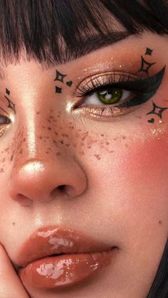 Freckles Makeup, Drag Make-up, Rave Makeup, Cool Makeup Looks, Smoky Eyes