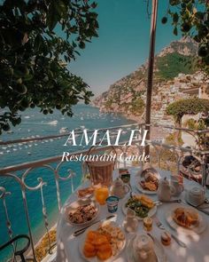 Breakfast with a view over the sea and the Amalfi coast Amalfi Coast Restaurants, Amalfi Coast Guide, Amalfi Beach, Amalfi Coast Hotels, Amalfi Coast Beaches, Italy Restaurant, Amalfi Italy, Colorful Palette