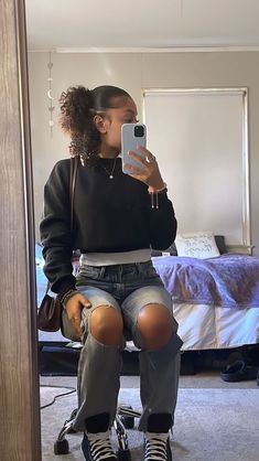 Easy Natural Hair Styles, Outfit Mirror Picture, Mirror Picture Ideas, Natural Hair Styles For Black, Hair Styles For Black Women, Black Sweater Outfit, Hair Mirror