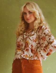 70’s Hairstyles, 70s Hair And Makeup, 70’s Hair, 1970s Hairstyles, Female Hairstyles, 70s Hair, Hairstyle Fashion, 70s Inspired Fashion, 70s Aesthetic