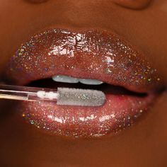 Dramatic Ethereal, Queen Cosmetics, Ethereal Romantic, Holographic Lips, Eyeliner Techniques, Cosmetic Grade Glitter, Glitter Lip Gloss, Makeup For Black Skin, Flawless Makeup Application