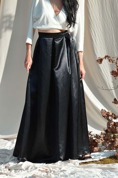 Silk Pleated Bottoms For Party, Elegant Voluminous Maxi Skirt For Party, Elegant Full Length Pleated Skirt For Party, Black Satin Maxi Skirt For Formal Occasions, Elegant Full Length Pleated Party Skirt, Silk Voluminous Skirt Bottoms For Party, Silk Full Skirt Bottoms For Party, Elegant Full-length Pleated Skirt For Party, Spring Wedding Full Length Skirt