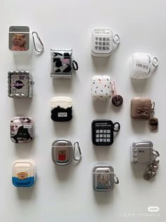 many small objects are arranged on a white surface