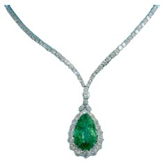 For Sale on 1stDibs - vivid green emerald and diamond necklace The graduated row of brilliant-cut diamonds leading to two marquise-shaped diamonds, supporting a pear-shaped Mermaid Aesthetic, Pear Cut, Gorgeous Jewelry, Emerald Green, Brilliant Cut Diamond, Pear Shaped, Pear, Emerald, Diamond Necklace