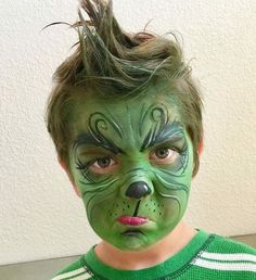 Diy Grinch Face Paint, Lorax Face Paint, Halloween Makeup Boys Kids, Grinch Face Makeup, Grinch Face Paint Kids, The Grinch Face Paint, Grinch Face Painting, Diy Grinch Costume, Kids Grinch Costume