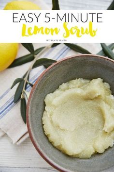 A 5-minute diy lemon sugar scrub that is so easy to make. Use on the face and/or body. (Click here for the homemade recipe!) Lemon Scrub Diy, Scrub Recipe Diy, Lemon Scrub, Lemon Sugar Scrub, Scrub Diy, Sugar Scrub Recipe, Face Scrub Homemade, Diy Body Scrub, Sugar Scrub Diy