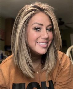 Haircuts Past Shoulder Length, Fine Hair Hairstyles Medium Over 40, Front Layers Medium Hair Face Framing Shoulder Length, Mom Cut Thick Hair, Longer Bob Hairstyles, 2024 Bob Haircuts, Haircut For Plus Size Women, Mom Chop Hair, Carrie Underwood Hair