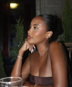 Black Skin Aesthetic, Digi Cam, Night Beauty, Bride Makeup, Girls Makeup, Pretty Makeup