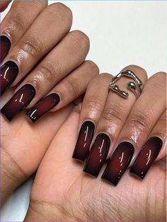 Black And Dark Red Nails, Tvd Nails, Red Square Acrylic Nails, Nail Art Square Nails, Nail Art For Girls, Halloween Nails Easy, Red Gradient