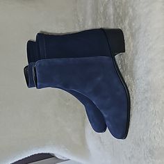 Stuart Weitzman Women Easy On Easyon Reserve Model Navy Blue Ankle Boot Size 5.5 B Chelsea Boot Versatile Boot, Timeless Footwear Staple That Exudes Well-Dressed Polish Brand New Items Without Box %100 Authentic Blue Navy Color Ankle Length Bootie Version Of The 5050 Pullover Closer Round Toe Silhouette Leather Lining Stacked Heel 1.75 " Circumference 11" Heel 2" Shaft Height 6" Coshioned Synthetic Insole Gored Side Paneling Block Heel Sueded Leather And Textile Upper Made In Spain Retail Price Blue Ankle Boots For Work, Elegant Blue Ankle-high Boots, Stuart Weitzman Shoes, Chelsea Boot, Navy Color, Stacked Heel, Well Dressed, Stuart Weitzman, Ankle Length