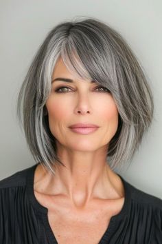 Textured layered silver bob hairstyle for women over 60. Best Haircuts, Short Layered Haircuts, Haircut And Color, Hair Color And Cut, Cool Haircuts, Short Hair Cuts For Women, Grey Hair, Short Hairstyles For Women