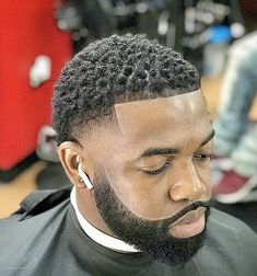 Fresh Haircuts, Waves Hairstyle Men, Black Men Beard Styles, Beard Cuts, Afro Hairstyles Men, Curly Hair Fade, Beard Haircut, Black Men Beards, Men With Grey Hair