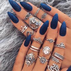 Nails And Rings, Blue Nail, Prom Nails, Salon Design, Nail Shapes, Acrylic Nail Designs, Mani Pedi, Blue Nails, Black Nails