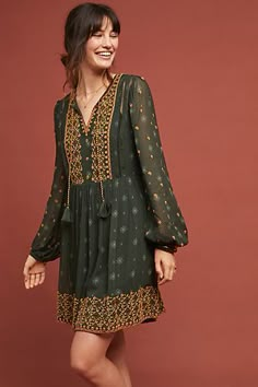 Tunic Brides Jewelry, Tunic Designs, Long Kurti, Casual Indian Fashion, Salwar Kamiz, Fashion Goals, Casual Wear Dress, Indian Brides, Kurti Designs Party Wear