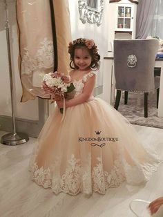 Kingdom Boutique, Kids Gown, Flower Girl Dresses Tulle, Sanya, Wedding Flower Girl, Kids Ideas, Quince Dresses, Flower Girl Dress