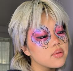 Late Night Thinking, Funky Makeup, Drag Make-up, Graphic Makeup, Cool Makeup Looks, Ethereal Makeup, Unique Makeup, Dope Makeup