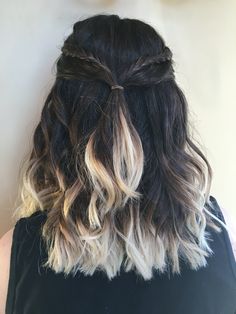 Brown Hair With Blonde Tips, White Ombre Hair, Blonde Hair Tips, Black Hair Ombre, Dipped Hair, Bleached Tips, Short Ombre Hair, Dip Dye Hair