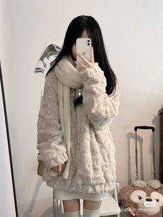 Winter Party Dress Outfit, Cozy Winter Outfits Aesthetic, Kfashion Ulzzang Winter, Kawaiicore Winter Outfits, Himekaji Winter Outfits, Kawaii Winter Sleepwear, Winter Fairy Coquette Outfits, Winter Footwear, Winter Dress Outfits