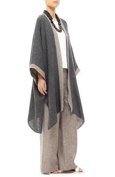 Sloped Shoulders, Traditional Asian Clothing, Estilo Hijab, Boho Mode, Mode Kimono, Estilo Hippie, Asian Outfits, Moda Vintage, Abaya Fashion