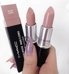 Mac Lipstick Shades, Alat Makeup, Perfect Lipstick, Lipstick Kit, Smink Inspiration, Beauty Make-up, Makijaż Smokey Eye, Mac Makeup, Mac Lipstick