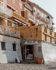 A Guide to Sestri Levante | A Wonderful Holiday Town on the Ligurian Coast — ALONG DUSTY ROADS