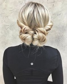 Quick and easy hairstyle for when you need to look nicce :D//Two+Low+Buns+For+Long+Hair//Easy updos//Fun hairstyles//Hair twist// Date Night Hair, Hair Colorful, Peinados Recogidos, Cute Hairstyles For Medium Hair, Work Hairstyles, Bun Hairstyles For Long Hair, Short Hairstyle, Salon Design