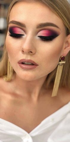 Makeup Eyeshadow Looks, Eyeshadow Looks Step By Step, Maquillage Yeux Cut Crease, Step By Step Makeup, Mekap Mata, Make Up Designs, Drag Make-up, Tutorial Eyeshadow, Eyeshadow Ideas