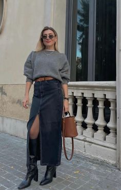 Midi Skirt Outfit, Denim Skirt Outfits, Grey Outfit, Fall Looks, Cool Street Fashion, Outfits Aesthetic, Fall Winter Outfits, Everyday Outfits