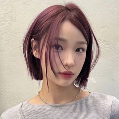 Asian Short Hairstyles, Week Hairstyles, Short Burgundy Hair, Short Dyed Hair, Denim Hair, Korean Hairstyles, Best Hairstyles For Women, Real Estate Investment Trust, Wine Hair