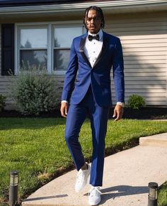 Shades Of Blue Tuxedo, Navy Blue Prom Suit Black Men, Navy Blue Prom Outfit Men, Prom Suits Navy Blue, Men's Prom Outfit, Navy Blue Suit Men Prom, Men’s Prom Looks, Royal Blue Tuxedo For Men Prom, Prom Suits For Men Unique Blue