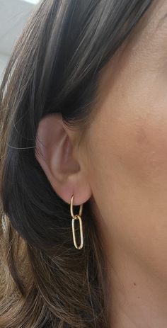 Dress up your ears with these timeless, yet playful dangle earrings made from 14k gold. The huggie features a detachable paper clip link for added versatility and fun. This earring is the perfect blend of classic and fun! Stone Earrings Studs, Huggie Earring, Colored Stone Rings, Baby Earrings, Everyday Necklace, Band Bracelet, Earring Crafts, Engraved Jewelry, Bracelet Collection