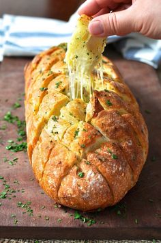 cheese garlic pull apart bread Bread With Cheese, A Loaf Of Bread, Recipetin Eats, Cheesy Garlic Bread, Loaf Of Bread, Pull Apart Bread, Puddings, Bagels, Garlic Bread