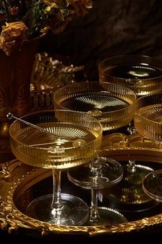 Speakeasy Style, Sidecar Cocktail, Champagne Martini, Art Deco Aesthetic, Jazz Bar, Fancy Cocktails, Cocktail Glassware, Party Inspo, Vintage Champagne