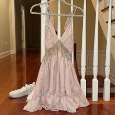 Great Condition- Fits Like An Xs/S Love Shack Fancy Rialto Dress, Salon Outfits, Whimsical Dresses, Whimsical Dress, Ashton Kutcher, Wet Dreams, Summer Color, Western Dresses, Bohemian Chic