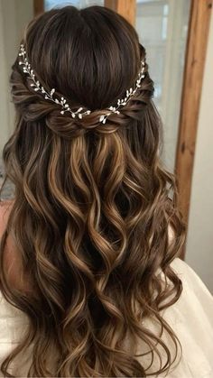 Wedding Hair Half, Hoco Hairstyles, Elegant Wedding Hair, Long Hair Wedding Styles, Prom Hairstyles For Long Hair, Wedding Hair Inspiration, Hairstyles For Medium Length Hair, Wedding Hair Down, Hair Up Styles